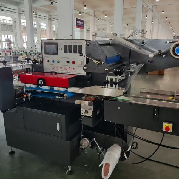 Factory Made EC SC WP Fully Automatic Pesticide Packaging Line For AgrI-chemical Bottle 1L-5L