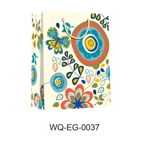 Boys Happy Birthday Paper Gift Bags and Wraps