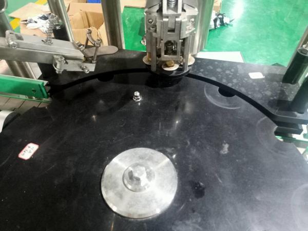 Fully Automatic Capping Machine for 35-100mm and 100-130mm Bottle Diameter Top Seller