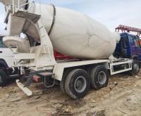 El precio más bajo mezclador de hormigón de 10 ruedas HOWO 6X4 8cbm 9cbm 371HP