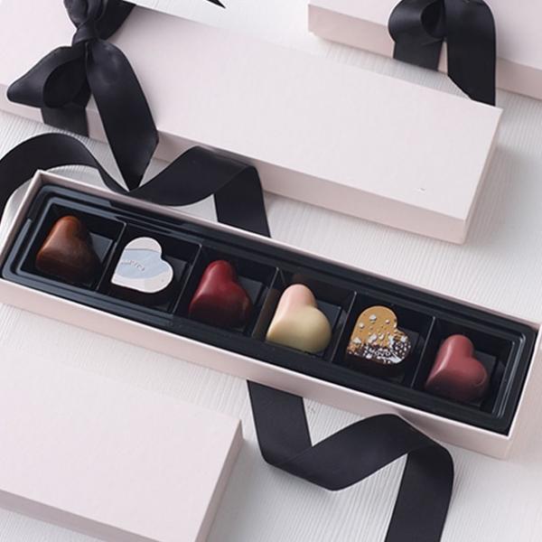 Gold Hot Stamping 27.5*7.1*3cm Food Takeaway Boxes Bonbon Cardboard Gift Box