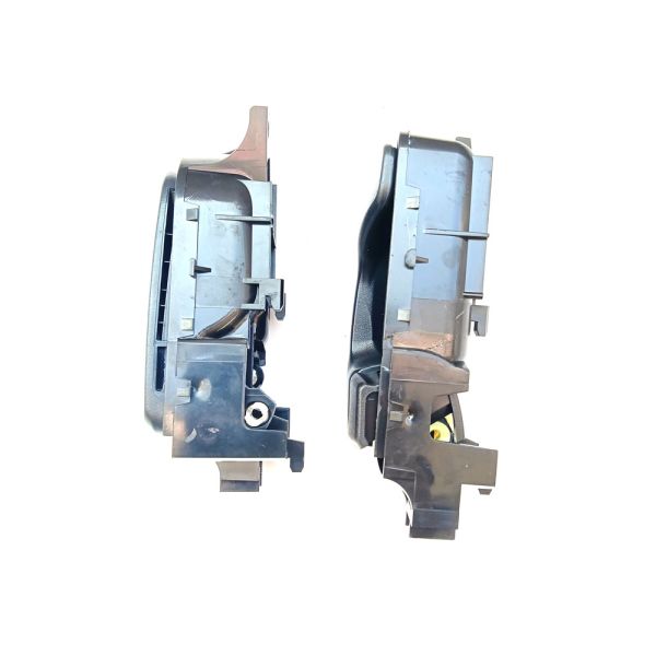 Factory Price Mitsubishi Pajero V73 Right Front Door Inner Handle Auto Spare Parts Car Accessories