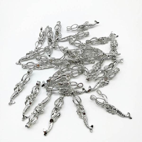 Silver Plated Skull Ghost Pearl Cage Bead Cage Pendant Essential Oil Diffuser Lockets Jewelry