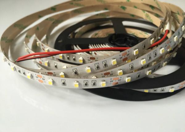 Baixa tensão 20lm - cor de 22lm 5050 SMD que muda as luzes de tira conduzidas, 14.4W/M