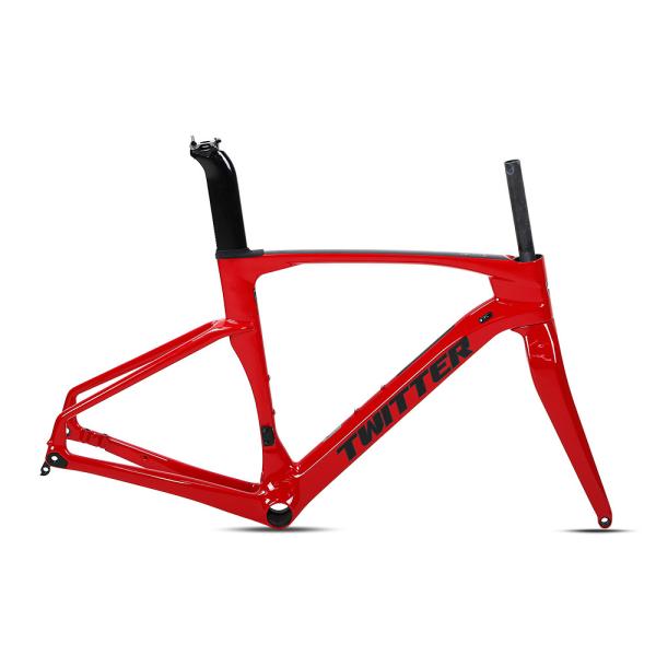 Durable T900 Carbon Road Bike Frame Lightweight Smooth With Disc Brake Inner Cable