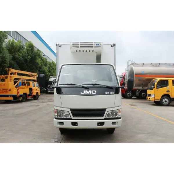 HOWO JMC 3 Ton 5 Ton Refrigerated Cargo Van , Refrigerator Transport Cargo Truck