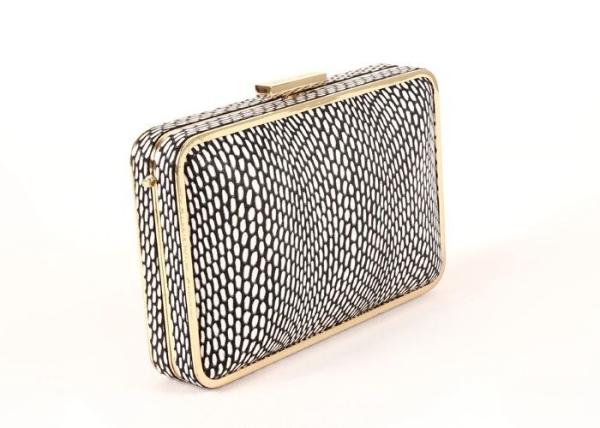 Pearl Fish Pattern Ladies Leather Clutch Bags Hardcase Shaped Zipper Pouch