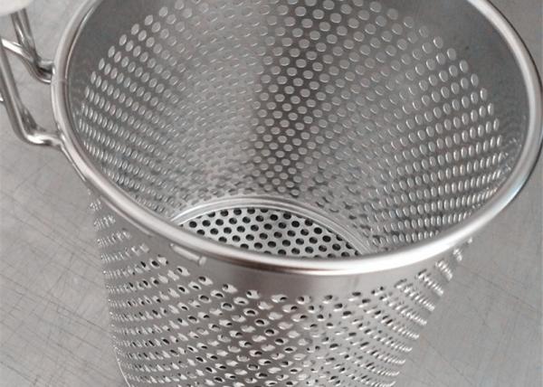 304 Perforated Stainless Steel Mesh / Filter Wire Mesh Cylindrical 5mm Hole