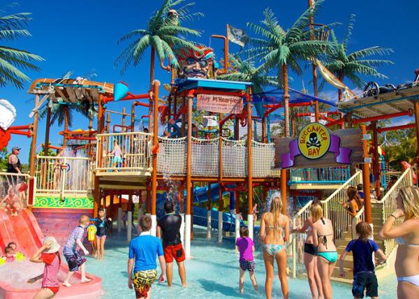 Durable Water Playground Equipment FRP Pipe Pirate Ship Slide For Kindergarten
