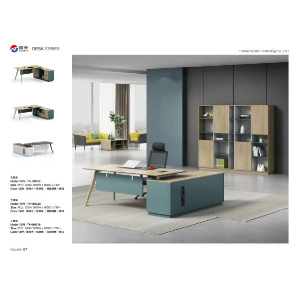 Emerald Green Executive Office Desks 25mm 0,28 CBM pour des forces de défense