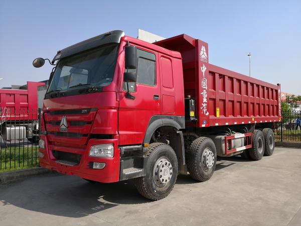 Sinotruck Howo 8x4 Tipper Truck Left Hand Driving With Good Condition