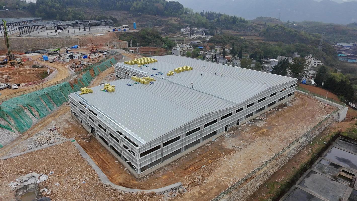 ASTM A572 Warehouse Steel Structure EN S355JR 82 Meters Modular Steel Buildings