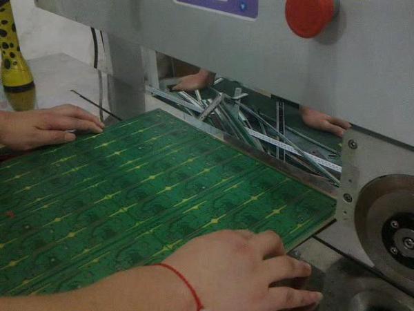 Automatic PCB Separator Machine with LCD Control and CE ISO9001 Approval
