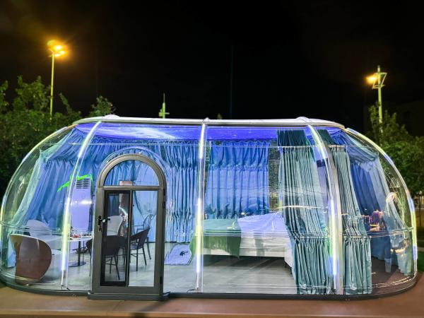 Fashionable PC Tough Dome Tent Outdoor Star Cabin Bubble Tent for Restaurant Camping Made of Durable Container Material