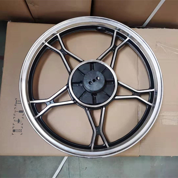 Avenger 220 Cruise Motorcycle Rims Perfect Combination of Style and Function