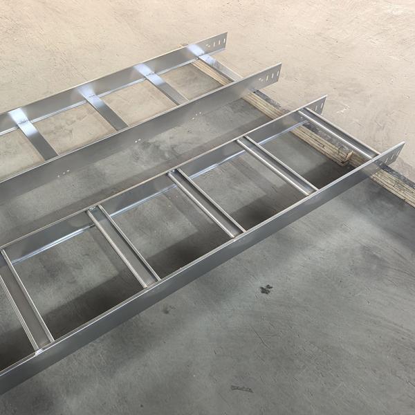 Galvanised Steel Ladder Rung Cable Tray 3m-6m Length Heavy Duty Trough Industrial Use