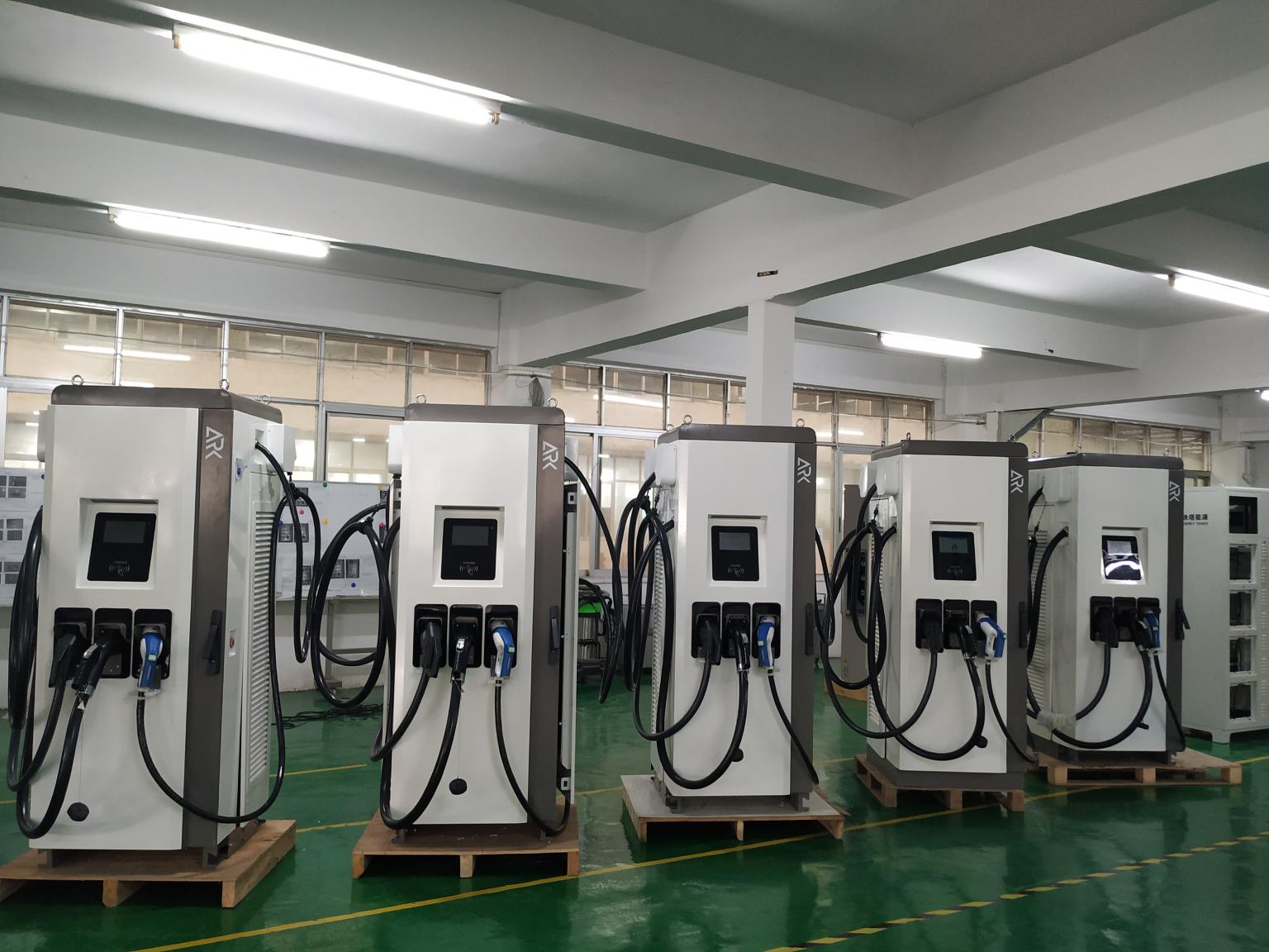 Зарядные станции с CCS, соединители 60KW EV быстрые CHAdeMO поручая