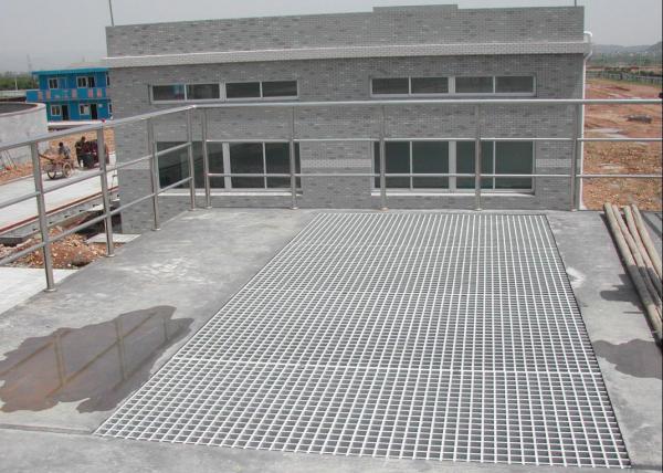 Free Sample Light Weight Plastic Floor Grating Square Hole 25MM
