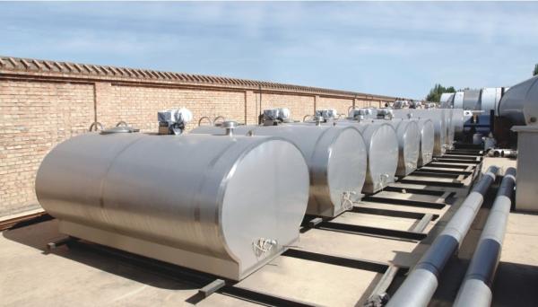 Horizontal Direct Milk Cooling Tank , 316 Stainless Steel Milk Freezer Tank