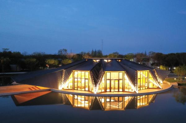 Industrial Steel Commercial Buildings Multifunctional Prefab Engineering