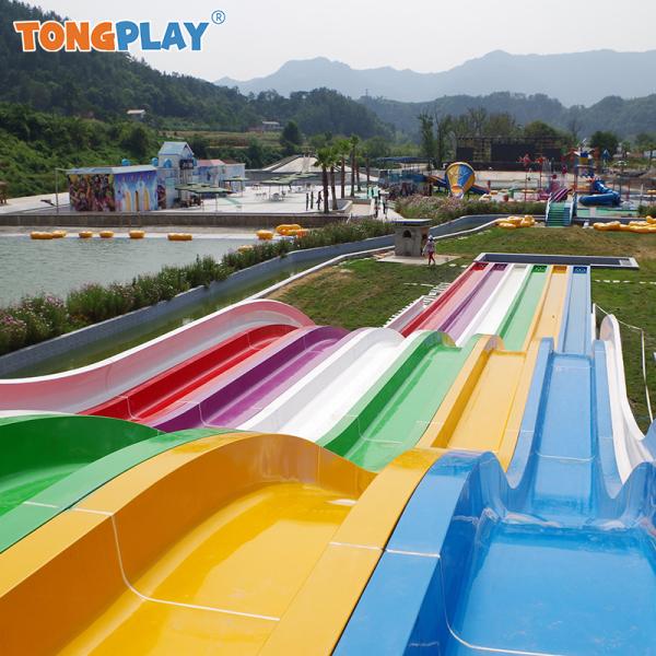 Factory Hot Selling Water Park Amusement Equipment New Design Theme Park Carbon Fiber Rainbow Race Slide
