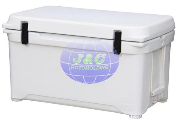 LLDPE Roto Molded Plastic Products Insulated Fishing Boxes Rotomolded Cooler