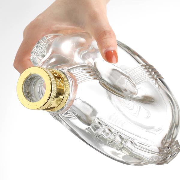 Direct Sale 500ml End Liquor Glass Bottle with Cork Seal and Cosmetic Packing