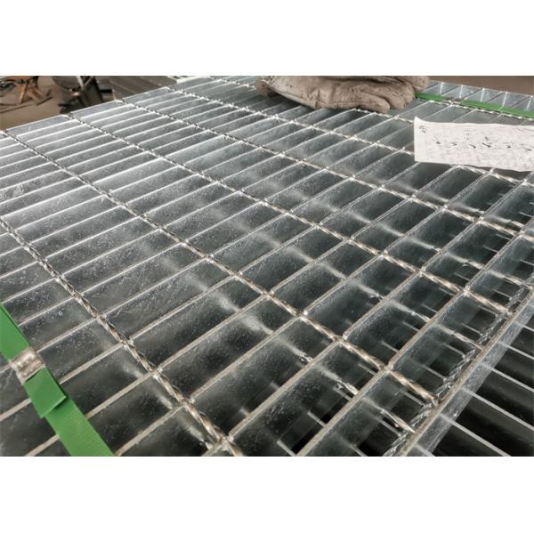 Anti Skid Low Carbon Steel Grating Plate 65x5mm For Stadium Drains