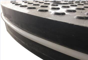 Round SMC Manhole Covers With Lockable Mechanism Load Capacity Up To 40 Tons