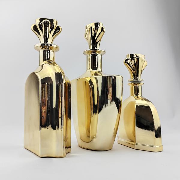 Стеклянный основной материал Ароматерапевтическая бутылка 300 мл Золотая электропластированная бутылка с парфюмерным маслом