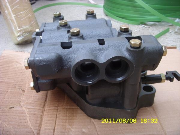 Control Valve Ass'y 154-15-01132 for D85A-21 BULLDOZER VALVE