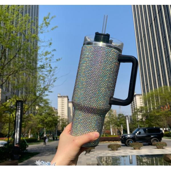 Customizable Reusable Cold Color 300ml/400ml Double Wall Cup with Diamond Studded Lid