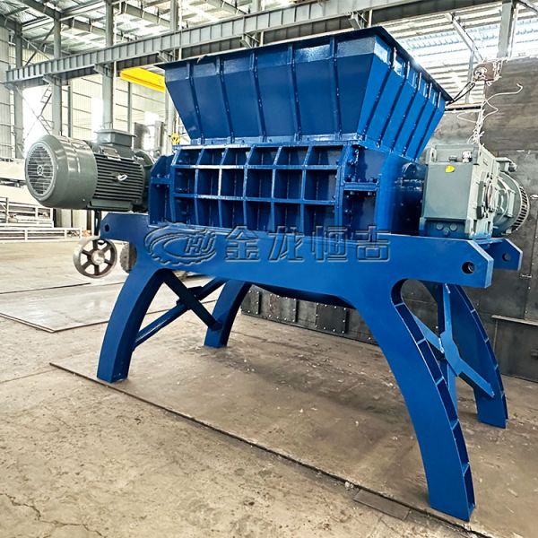 Double Shaft Shredder with Six-fold Seal Helix Tool Arrangement and Hexagonal Cutter Design for Efficient Metal Shredding