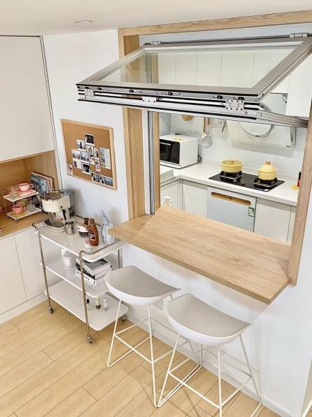 Contemporary Minimalist Frameless Folding Windows - 10mm Structural Glazing