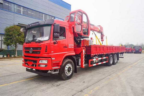Euro 3-5 Standard Vehicle Crane Can Be Customized With Foldable Arm 16T Load Capacity 13M-28m Telescopic Arm Mobile Crane