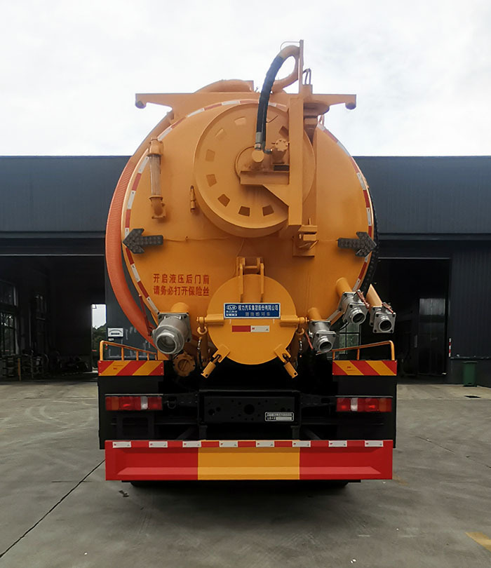 Custom 25 Ton Jetting Vacuum Combo Truck With Large Capacity Water & Sewage Storage Tanker