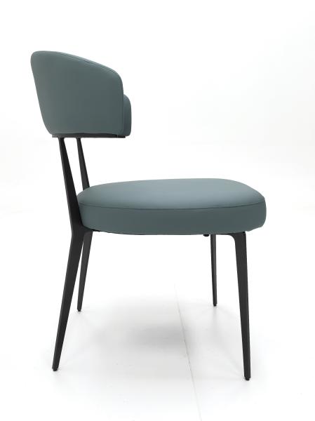 Modern Style Restaurant Furniture Upholstered Chairs PU Leather Dining Chairs With Metal Frame