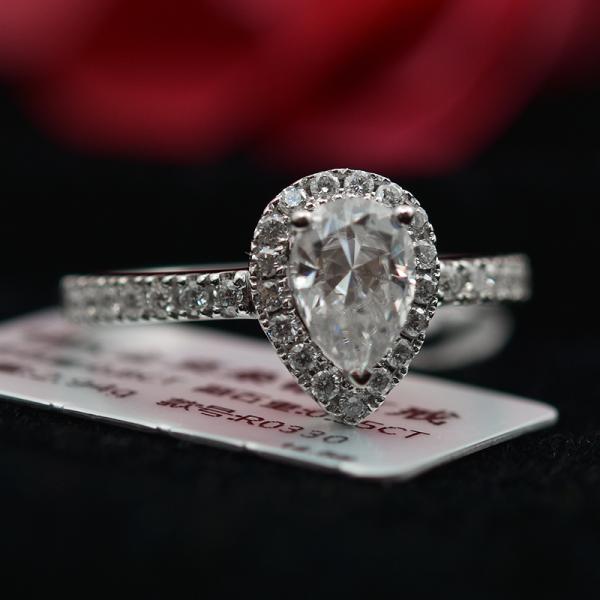 2 Carat Moissanite Jewelry , Pear Moissanite Engagement Rings E Color Grade