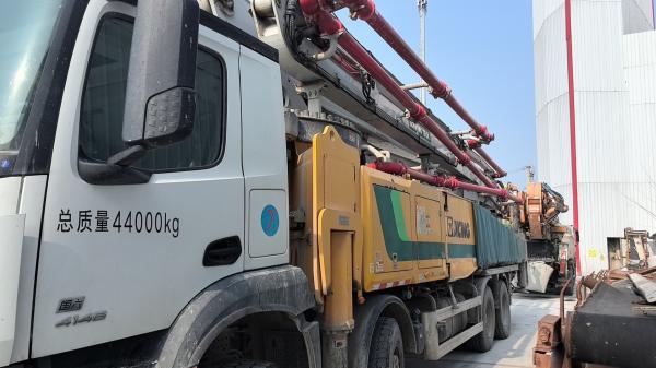 2022 Used XCMG 58m Concrete Pump Truck Mercedes-Benz Chassis