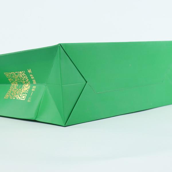 Бумажный мешок логотипа роскошного подарка изготовленный на заказ с ручкой веревочки