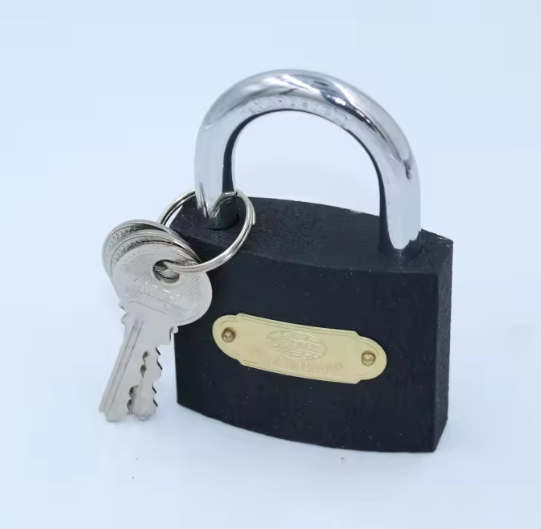 Безопасность домашних дверей Замок из чугуна