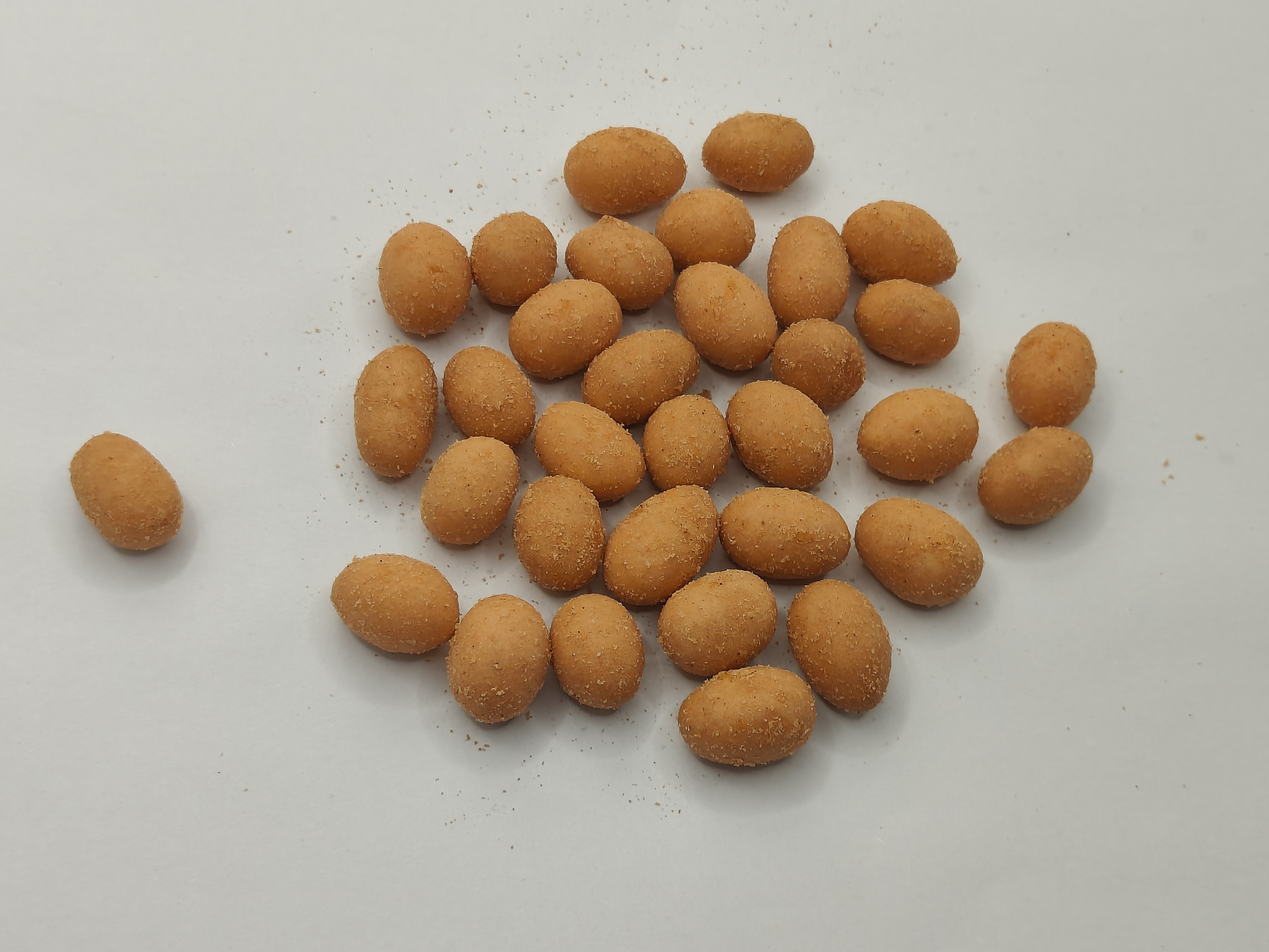 Savory Cheese Flavor Coated Peanuts with Crispy Crunchy Coating and Non-Hydrogenated Vegetable Oil