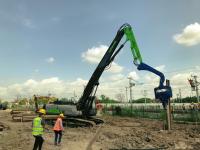 15 força vibratório de With 435KN do motorista de pilha do martelo do medidor para a pilha dura do solo