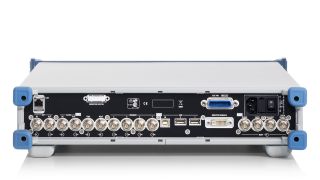 Rohde and Schwarz AFQ100B Signal Generator with 528 MHz Frequency Range, Pulse Modulation, and Analog/Digital/RF Capabilities