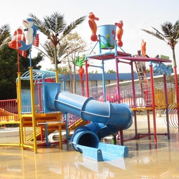 Équipement de terrain de jeux d'eau robuste avec coussin d'eau