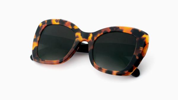 Retro 70s Vibe Sunglasses Oversized glasses for Women Havana Acetate Frame Creative Designer 2019 with UV 400 protection
