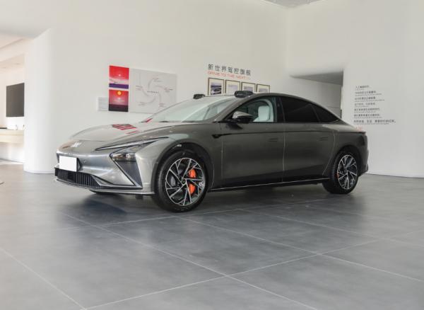 Sedan High Speed Sedan IM Electric Car IM L7 Vehicle New Energy EV Cars