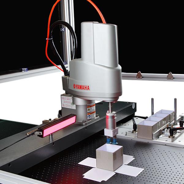 Machine à grande vitesse intelligente de fabrication de cartons de carton avec la fonction de formation tête double
