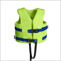 L'essai de natation de flottabilité de couleur verte de gilet de vie de mousse de vinyle a vérifié