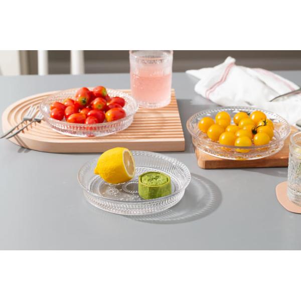 Round 300ml Unique Dinnerware Sets 7 Inch Pressed Vintage Glass Dinner Plates